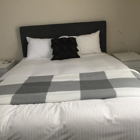 Bega Village Motor Inn Εξωτερικό φωτογραφία
